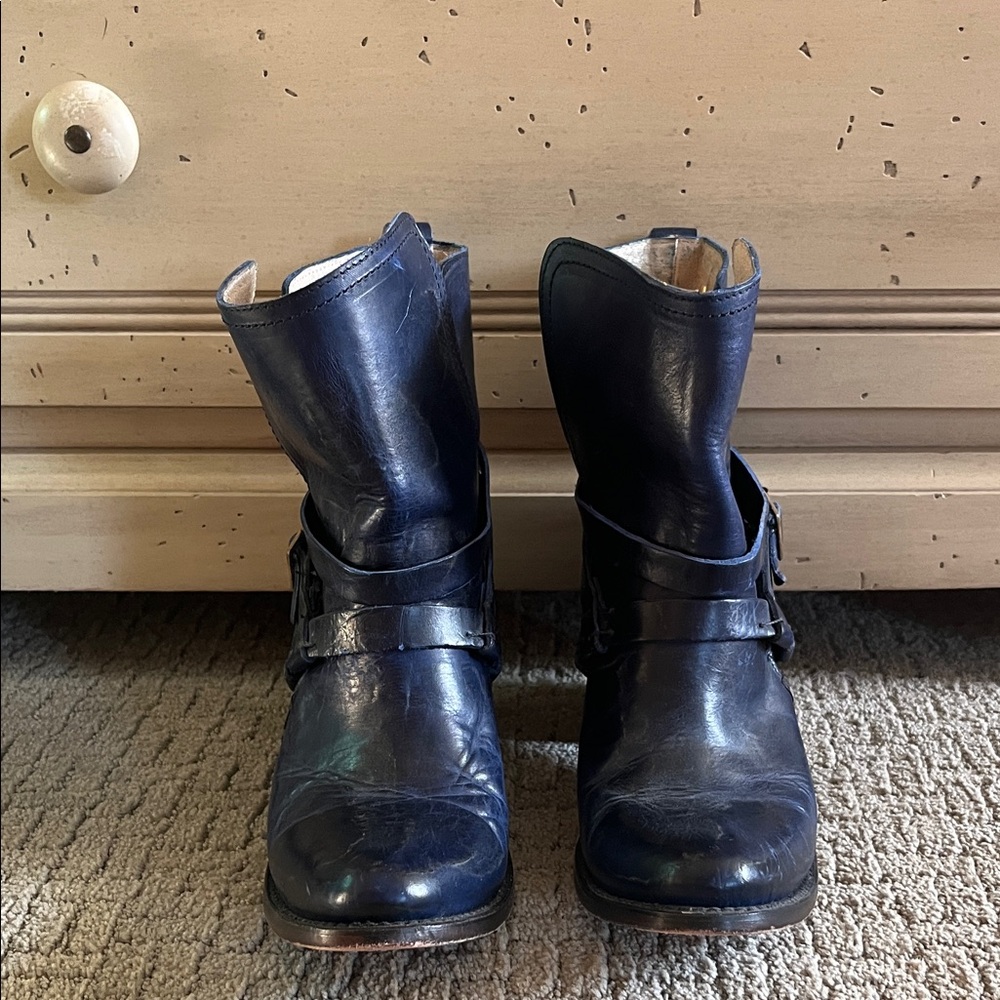 Freebird saint blue leather boots size 9